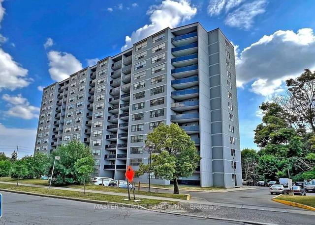 707 - 10 Tobermory Dr, Condo with 3 bedrooms, 2 bathrooms and 1 parking in Toronto ON | Image 1