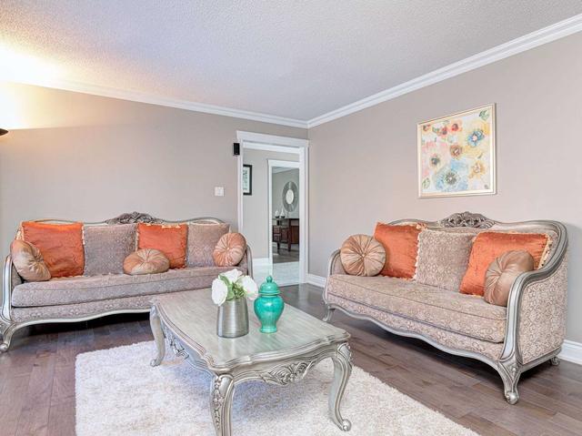 3 Mast Dr, House detached with 4 bedrooms, 4 bathrooms and 6 parking in Brampton ON | Image 3