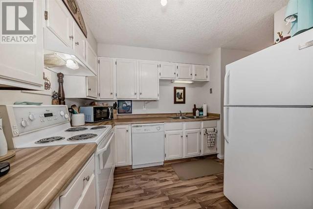 306, - 145 Point Drive Nw, Condo with 1 bedrooms, 1 bathrooms and 1 parking in Calgary AB | Image 13