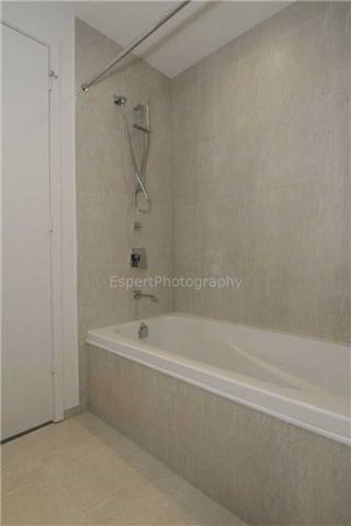 3405 - 101 Charles St E, Condo with 1 bedrooms, 1 bathrooms and null parking in Toronto ON | Image 7
