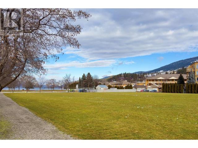 102 - 3550 Woodsdale Road, Condo with 2 bedrooms, 2 bathrooms and 2 parking in Lake Country BC | Image 30