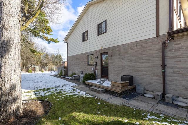 49 Hines Dr, House semidetached with 4 bedrooms, 2 bathrooms and 3 parking in Toronto ON | Image 15