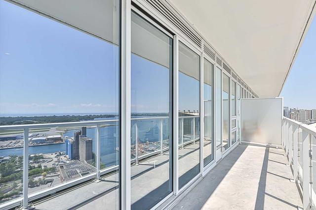 3702 - 17 Bathurst St, Condo with 3 bedrooms, 2 bathrooms and 1 parking in Toronto ON | Image 29