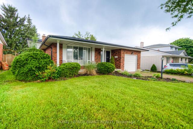 6 Bell Manor Crt, House detached with 3 bedrooms, 2 bathrooms and 4 parking in Brantford ON | Image 26