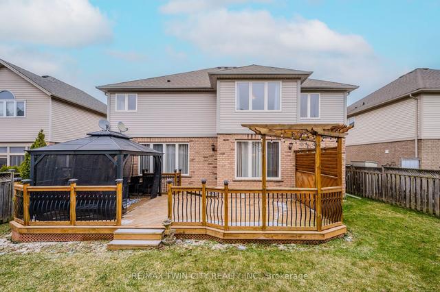 715 Cedar Bend Dr, House detached with 5 bedrooms, 4 bathrooms and 6 parking in Waterloo ON | Image 30
