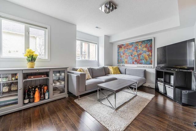 Th22 - 208 Niagara St, Townhouse with 3 bedrooms, 2 bathrooms and 1 parking in Toronto ON | Image 4
