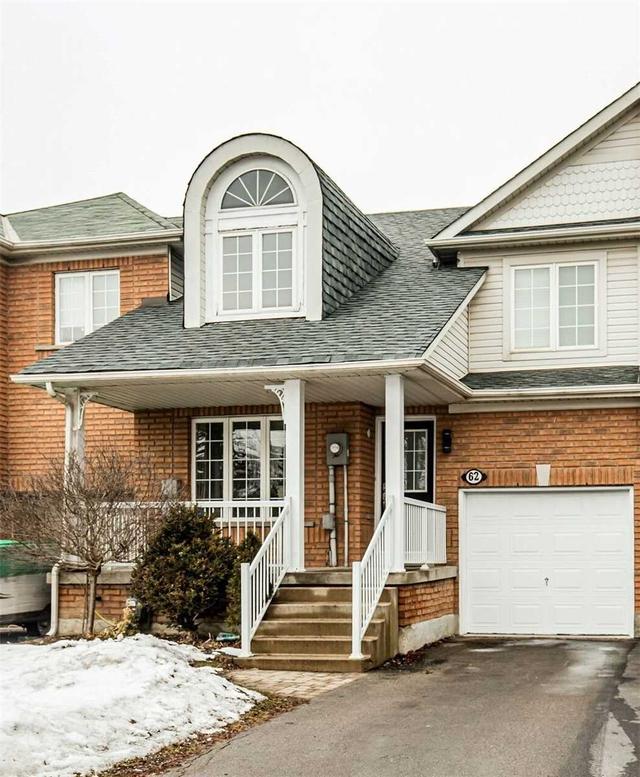 62 Glasgow Cres, House attached with 3 bedrooms, 3 bathrooms and 3 parking in Georgina ON | Card Image
