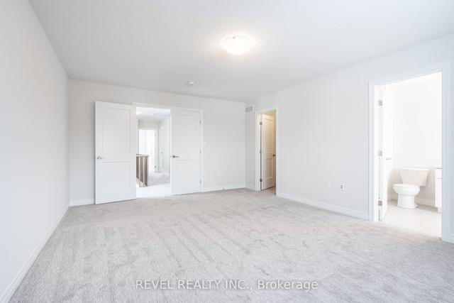 29 Zoe Lane, House attached with 3 bedrooms, 3 bathrooms and 3 parking in Hamilton ON | Image 24