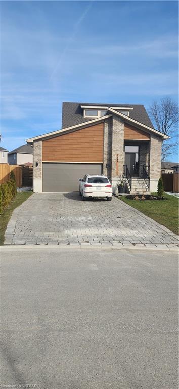1683 Valhalla Street, House detached with 4 bedrooms, 3 bathrooms and 6 parking in London ON | Image 1