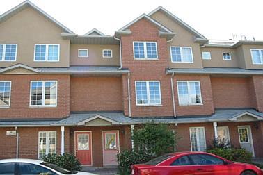 8 - 6 St Moritz Way, Townhouse with 3 bedrooms, 3 bathrooms and 2 parking in Markham ON | Image 1