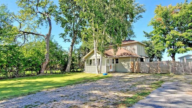 24 Lakeshore Rd, House detached with 4 bedrooms, 1 bathrooms and 5 parking in Georgina ON | Image 12