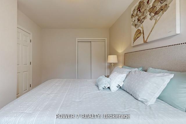 3 Fleetwell Crt S, House detached with 3 bedrooms, 3 bathrooms and 8 parking in Toronto ON | Image 8