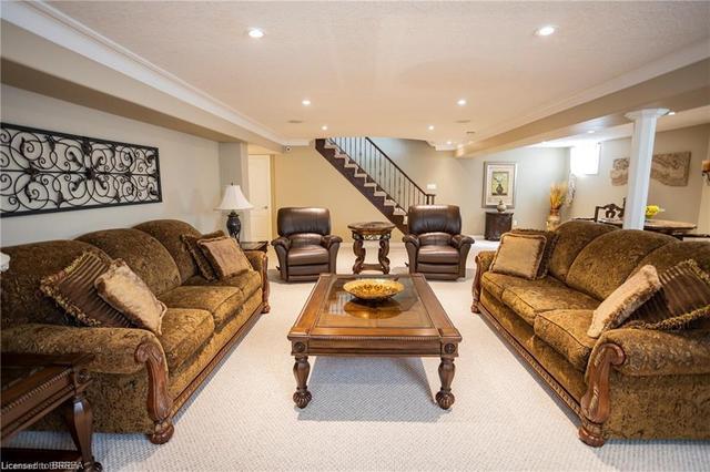 62 Carmichael Crescent, House detached with 4 bedrooms, 4 bathrooms and 4 parking in Brantford ON | Image 25