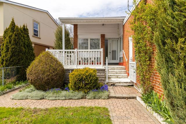 3092 Fieldgate Dr, House semidetached with 4 bedrooms, 2 bathrooms and 2 parking in Mississauga ON | Image 23