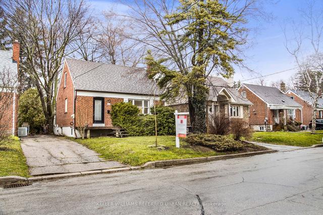 212 Elmhurst Ave, House detached with 3 bedrooms, 2 bathrooms and 3 parking in Toronto ON | Image 1