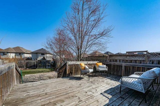 85 Meadow Wood Cres, House attached with 3 bedrooms, 4 bathrooms and 3 parking in Hamilton ON | Image 30