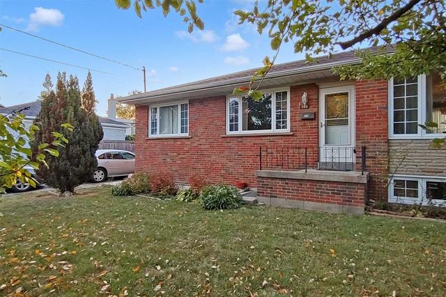 769 Gardner Ave, House detached with 3 bedrooms, 2 bathrooms and 6 parking in Mississauga ON | Card Image