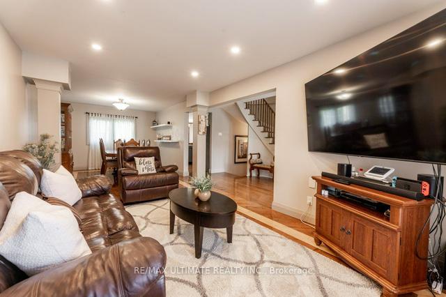 347 Alex Doner Dr, House detached with 4 bedrooms, 4 bathrooms and 4 parking in Newmarket ON | Image 36
