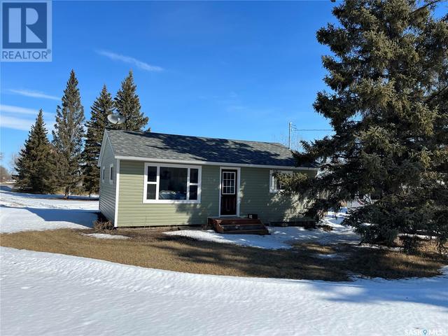 601 Main Street, House detached with 2 bedrooms, 1 bathrooms and null parking in Raymore SK | Image 1