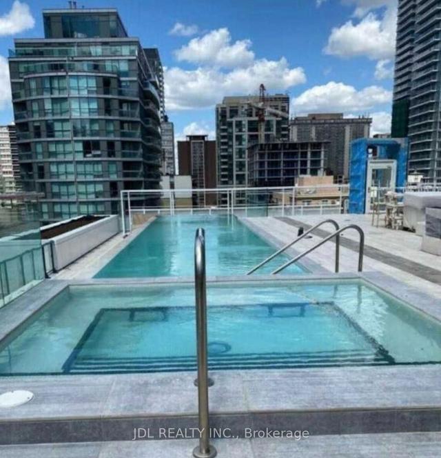 203 - 161 Roehampton Ave, Condo with 1 bedrooms, 1 bathrooms and 0 parking in Toronto ON | Image 8