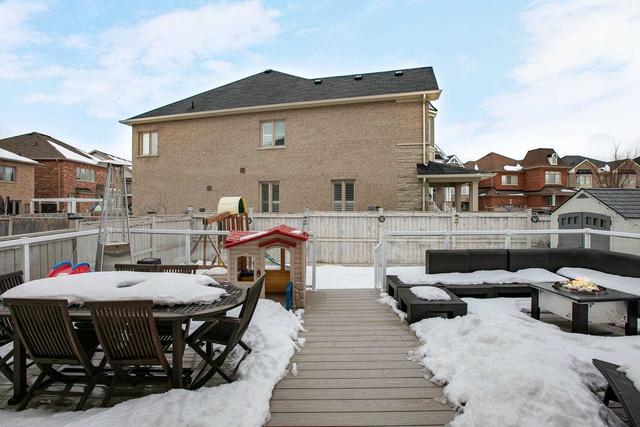 126 Greendale Ave, House detached with 4 bedrooms, 4 bathrooms and 5 parking in Whitchurch Stouffville ON | Image 28
