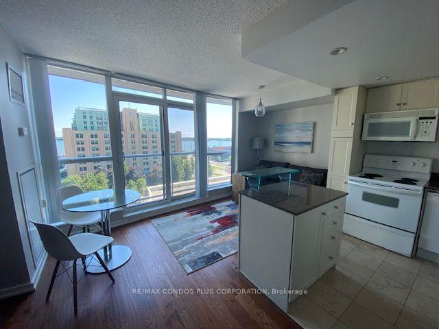 908 - 8 York St, Condo with 1 bedrooms, 1 bathrooms and 1 parking in Toronto ON | Image 5