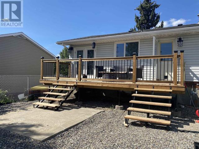 9623 98 Street, House detached with 5 bedrooms, 3 bathrooms and null parking in Taylor BC | Image 35