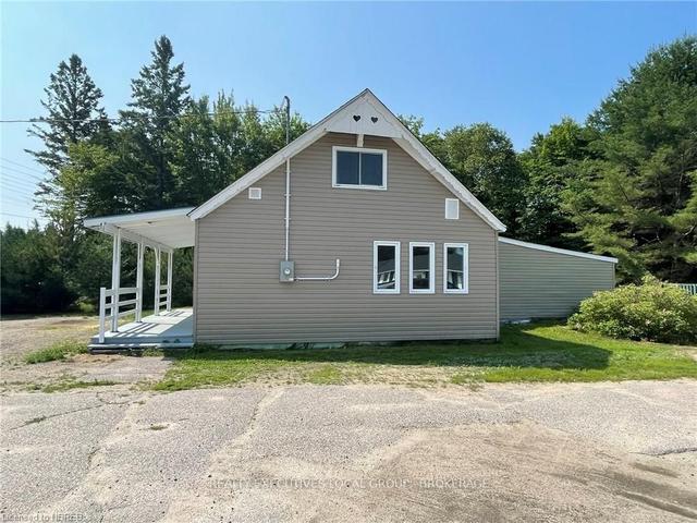 4319 Hwy 11 N, House detached with 9 bedrooms, 13 bathrooms and 18 parking in North Bay ON | Image 10