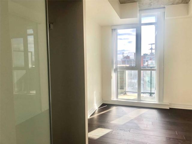 711 - 1190 Dundas St E, Condo with 2 bedrooms, 2 bathrooms and 1 parking in Toronto ON | Image 10