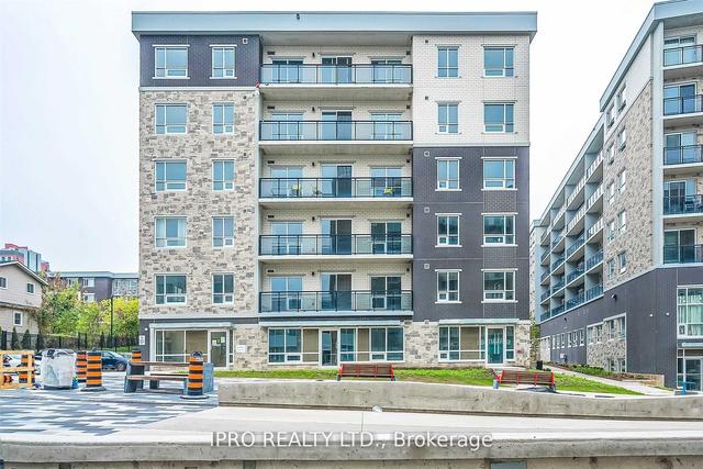 h507 - 275 Larch St E, Condo with 2 bedrooms, 2 bathrooms and 0 parking in Waterloo ON | Image 8
