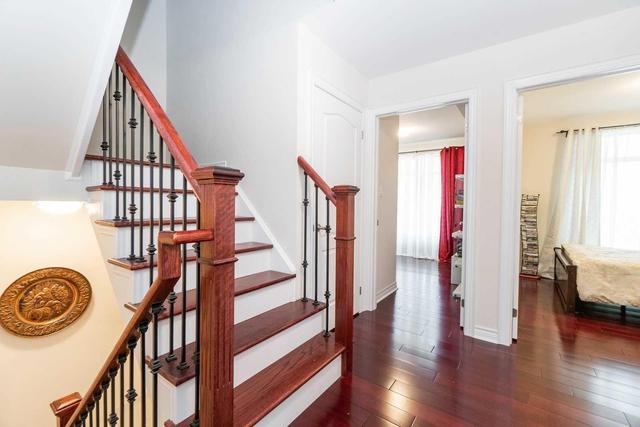 74 - 23 Applewood Lane, Townhouse with 3 bedrooms, 3 bathrooms and 1 parking in Toronto ON | Image 8
