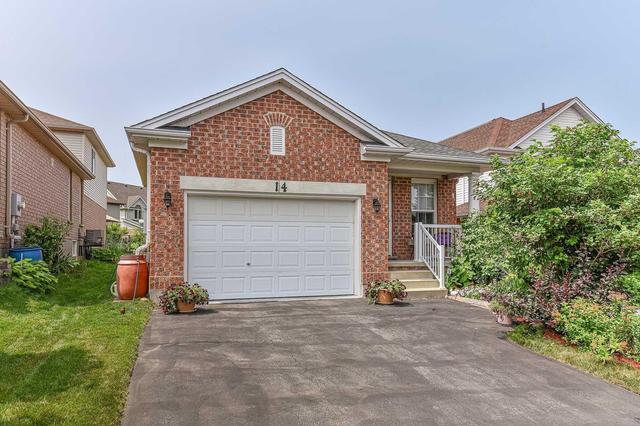 14 Briarmeadow Cres, House detached with 3 bedrooms, 2 bathrooms and 2 parking in Kitchener ON | Image 2