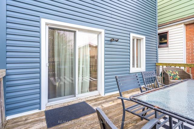 241 Weir St N, House detached with 3 bedrooms, 1 bathrooms and 0 parking in Hamilton ON | Image 22