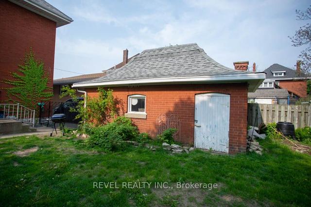 522 Colborne St, House detached with 4 bedrooms, 2 bathrooms and 4 parking in Brantford ON | Image 35