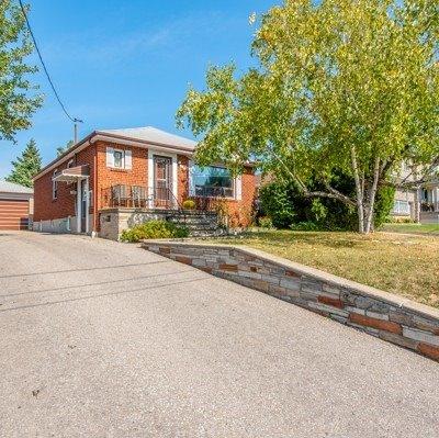 42 Wickford Dr, House detached with 3 bedrooms, 2 bathrooms and 10 parking in Toronto ON | Image 23