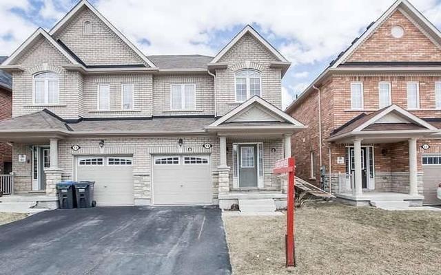 13 Selsdon St, House semidetached with 3 bedrooms, 4 bathrooms and 2 parking in Brampton ON | Image 1