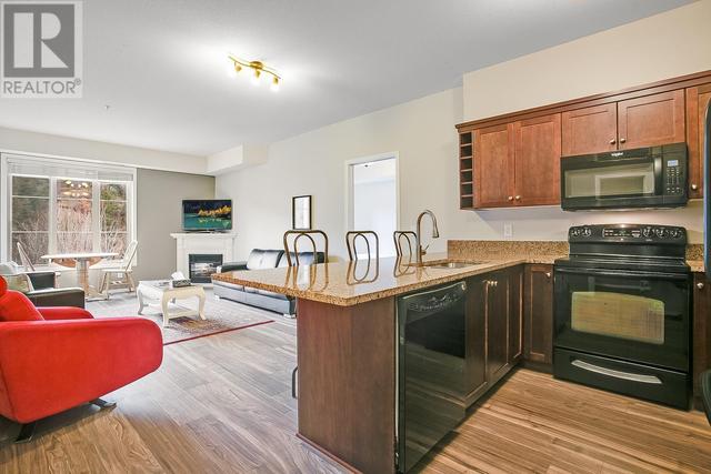 1419 - 1875 Country Club Drive, Condo with 2 bedrooms, 2 bathrooms and 2 parking in Kelowna BC | Image 2