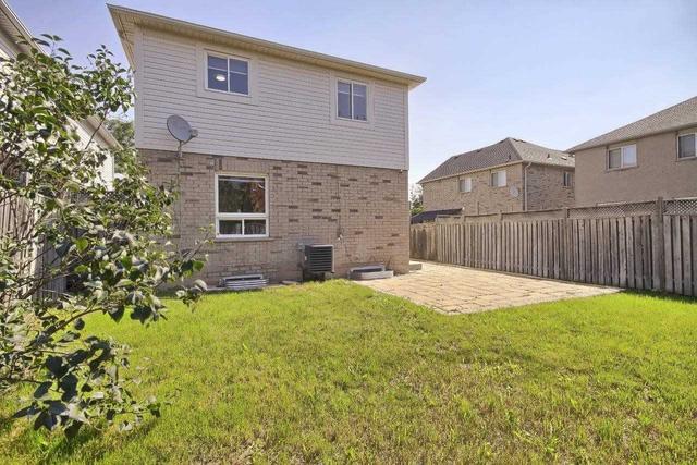 32 Poplar Plains Rd, House detached with 3 bedrooms, 4 bathrooms and 5 parking in Brampton ON | Image 26