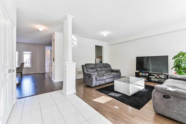 14 Portia St, House detached with 4 bedrooms, 4 bathrooms and 3 parking in Markham ON | Image 37