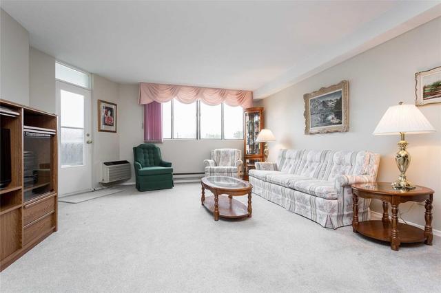202 - 81 Millside Dr, Condo with 3 bedrooms, 2 bathrooms and null parking in Milton ON | Image 7