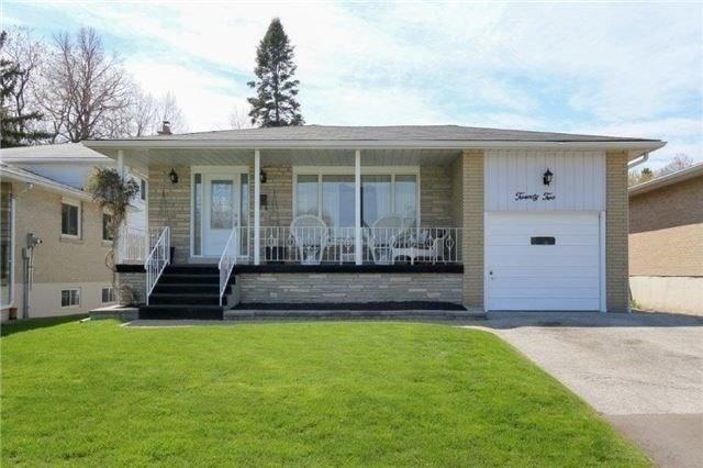 22 Donnacona Cres, House detached with 3 bedrooms, 3 bathrooms and 3 parking in Toronto ON | Image 12
