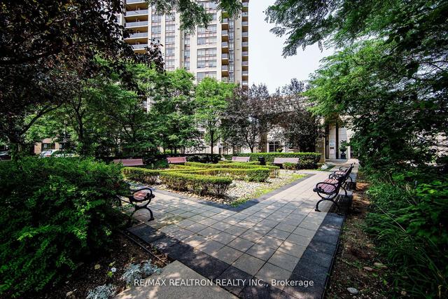 726 - 700 Humberwood Blvd, Condo with 2 bedrooms, 1 bathrooms and 1 parking in Toronto ON | Image 12