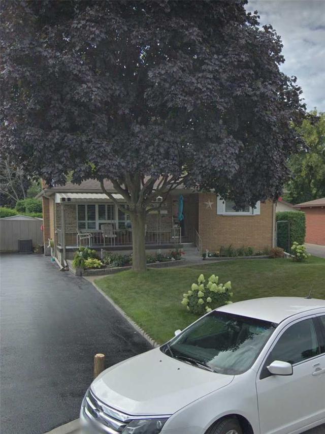 663 Emerson Crt, House detached with 3 bedrooms, 2 bathrooms and 4 parking in Oshawa ON | Image 24
