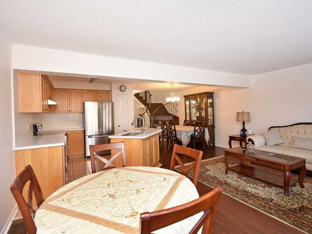 4969 Long Acre Dr, House attached with 3 bedrooms, 4 bathrooms and 2 parking in Mississauga ON | Image 15