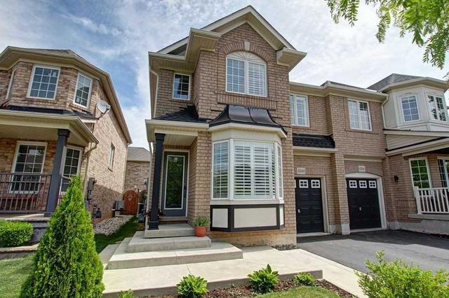 4048 Gunby Cres, House semidetached with 3 bedrooms, 3 bathrooms and 2 parking in Burlington ON | Image 1