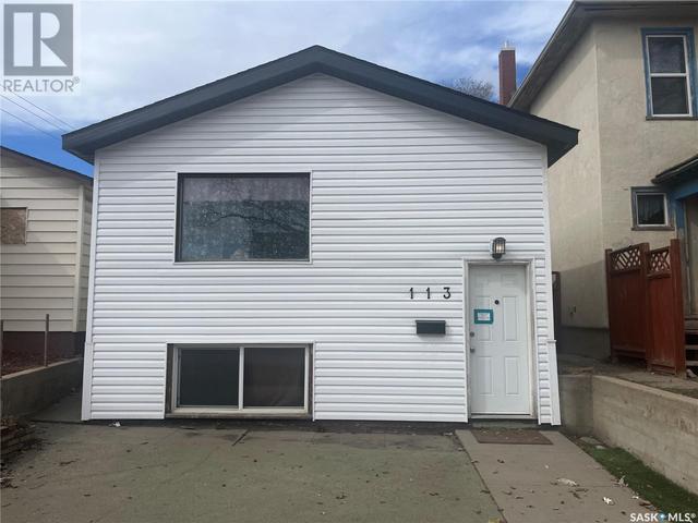 113 H Avenue N, House detached with 4 bedrooms, 2 bathrooms and null parking in Saskatoon SK | Image 1