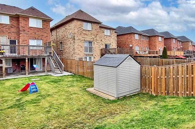 3258 Angel Pass Dr, House semidetached with 3 bedrooms, 4 bathrooms and 3 parking in Mississauga ON | Image 30