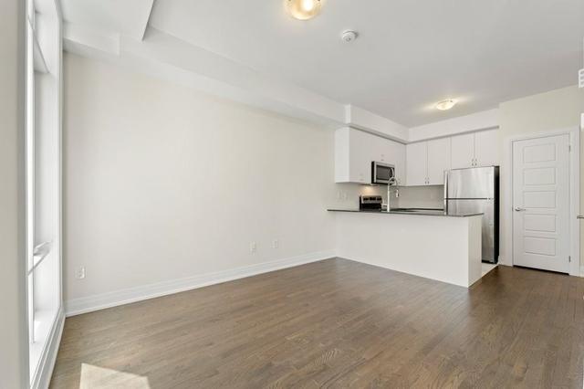 20 - 715 Lawrence Ave W, Townhouse with 2 bedrooms, 2 bathrooms and 0 parking in Toronto ON | Image 4