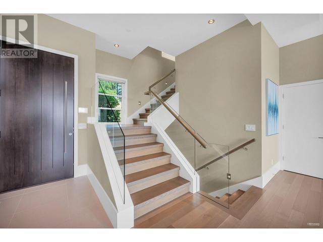 2976 Burfield Place, House detached with 3 bedrooms, 3 bathrooms and 2 parking in West Vancouver BC | Image 24