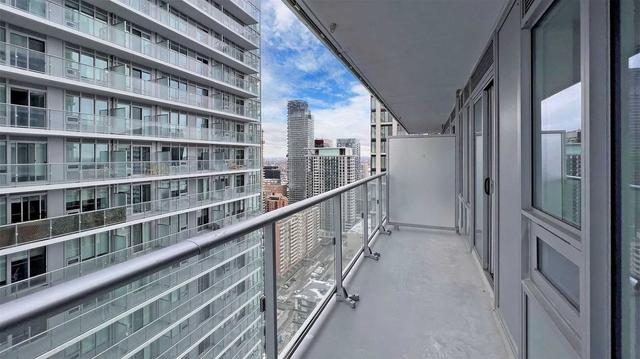 3207 - 99 Broadway Ave, Condo with 1 bedrooms, 1 bathrooms and 0 parking in Toronto ON | Image 11